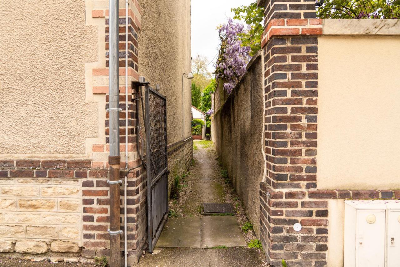Appartement Cozy Avec Stationnement Gratuit Saint-Andre-les-Vergers Luaran gambar