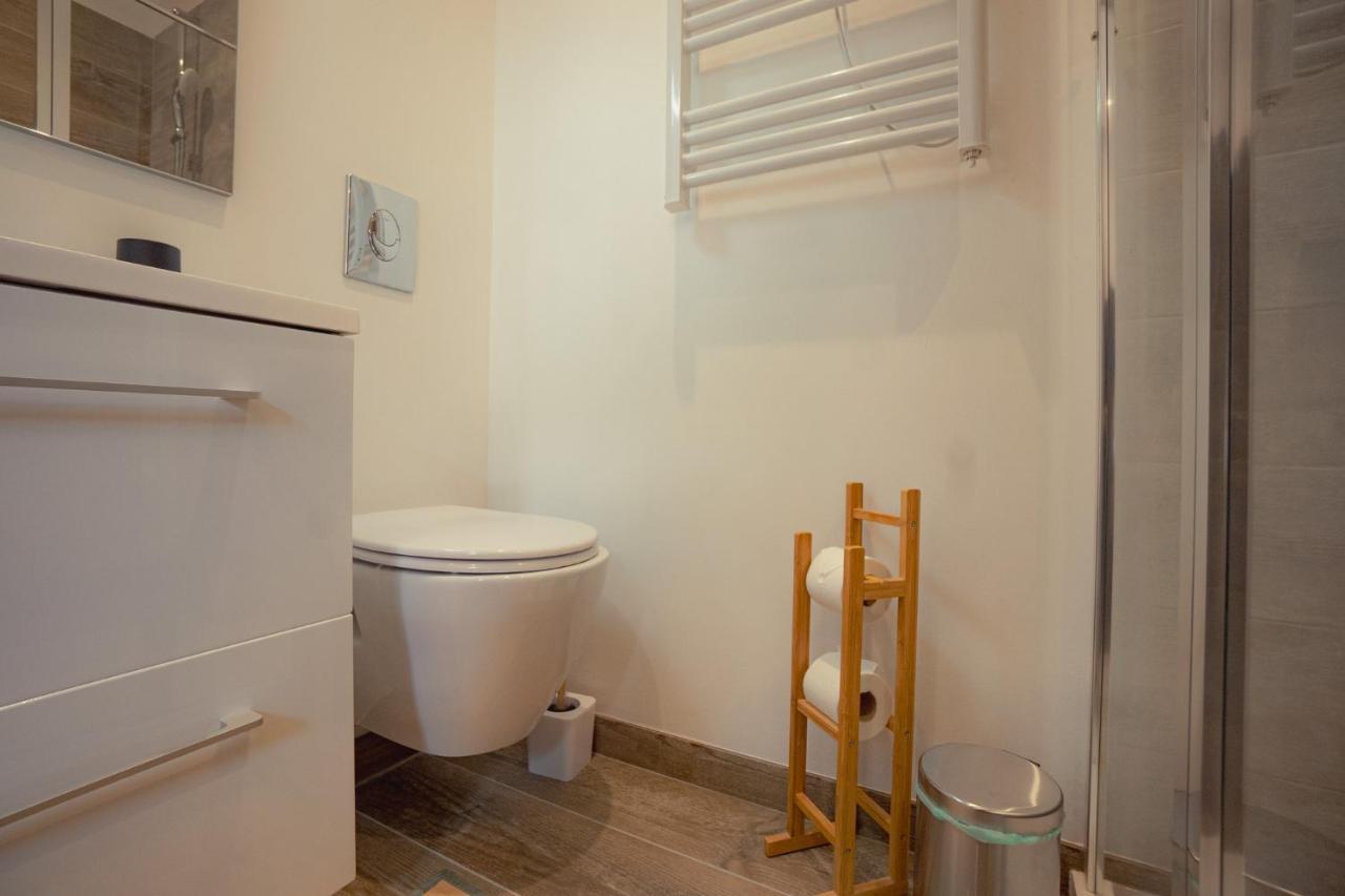 Appartement Cozy Avec Stationnement Gratuit Saint-Andre-les-Vergers Luaran gambar