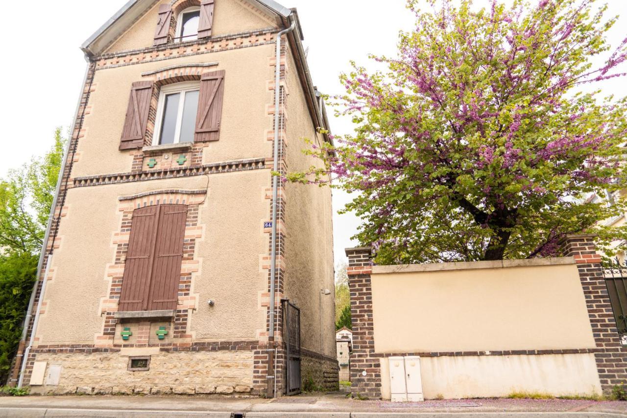 Appartement Cozy Avec Stationnement Gratuit Saint-Andre-les-Vergers Luaran gambar